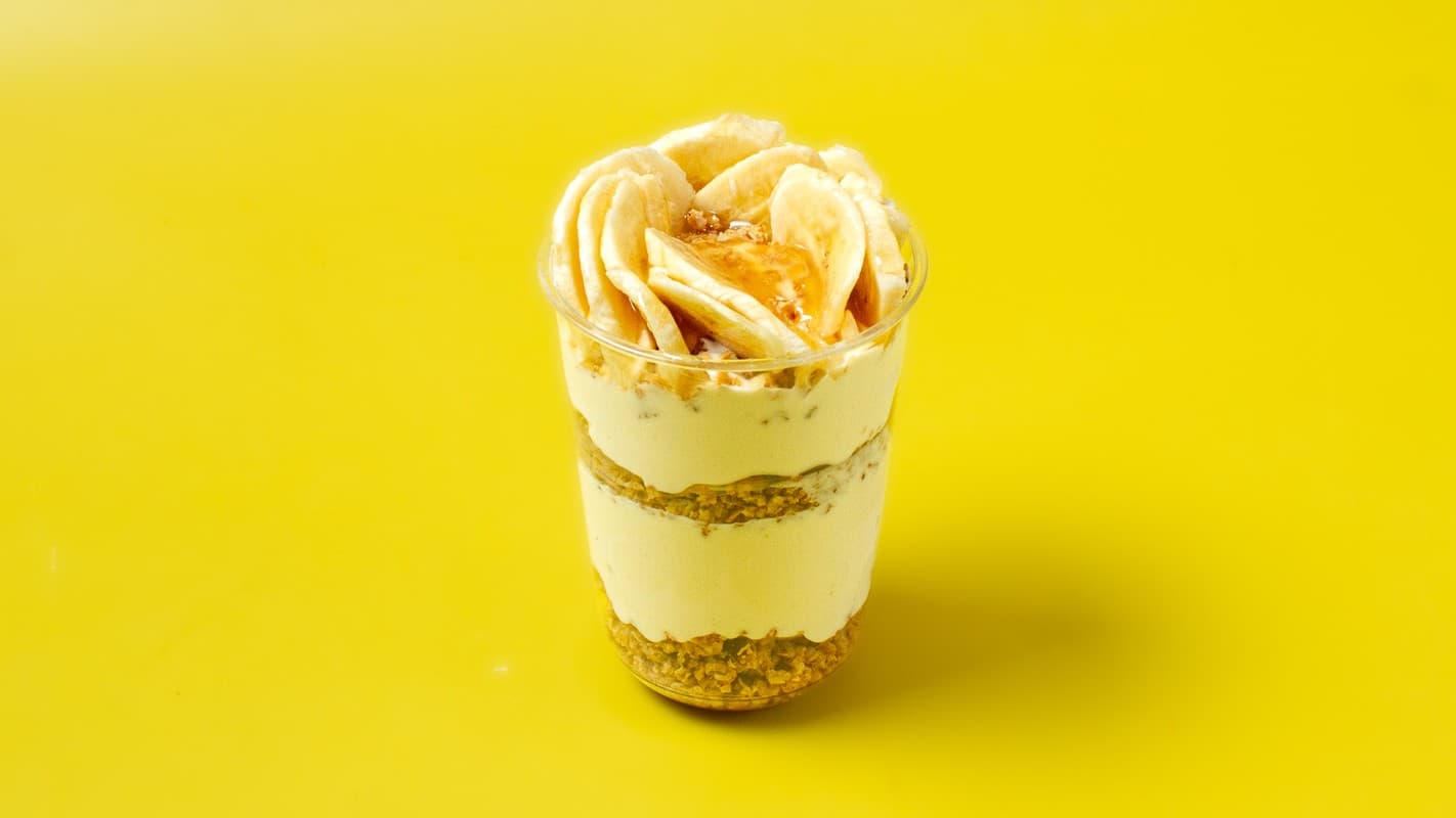 Yogurt bowl crunchy